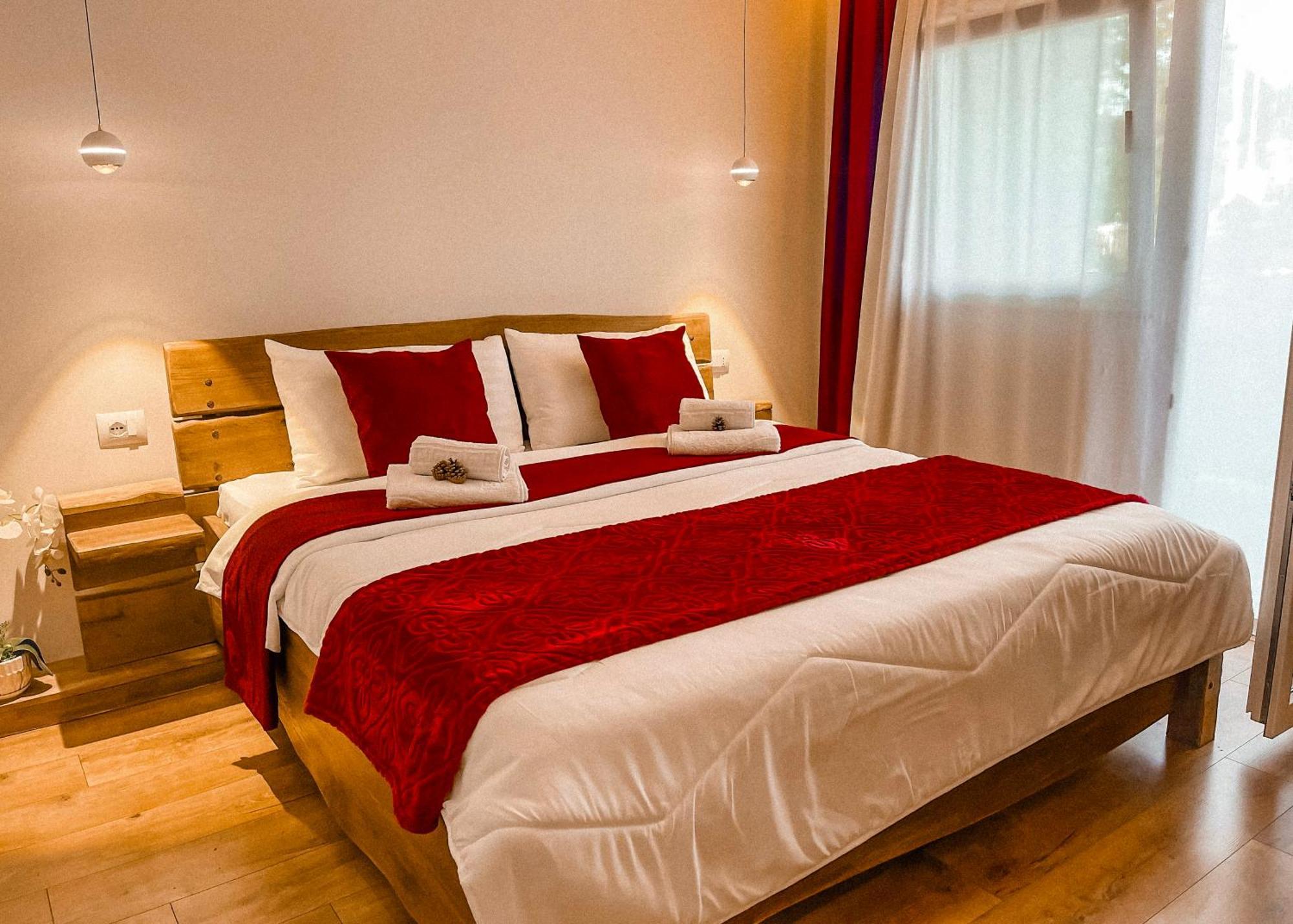 Vila Alpini Razëm Zewnętrze zdjęcie